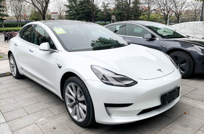 特斯拉Model 3实拍图片