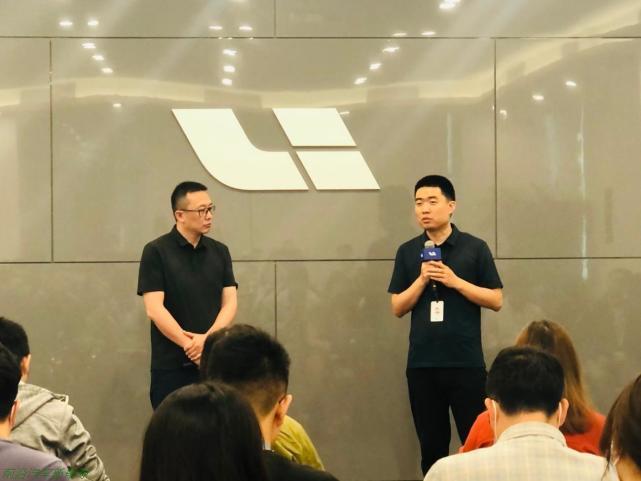 「理想汽车公司2022年9月现状」高管套现近亿元停产理想ONE