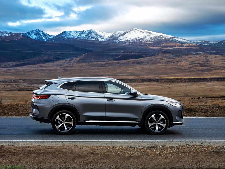 新能源汽车2022年8月车型销量(特斯拉屈尊第5）