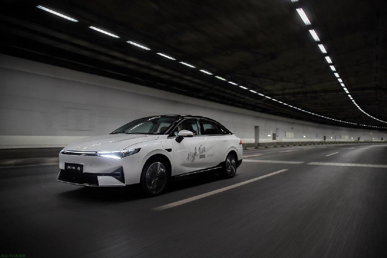 小鹏汽车2022年为什么卖不好(涨价时卖得好降价促销反而销量下滑)