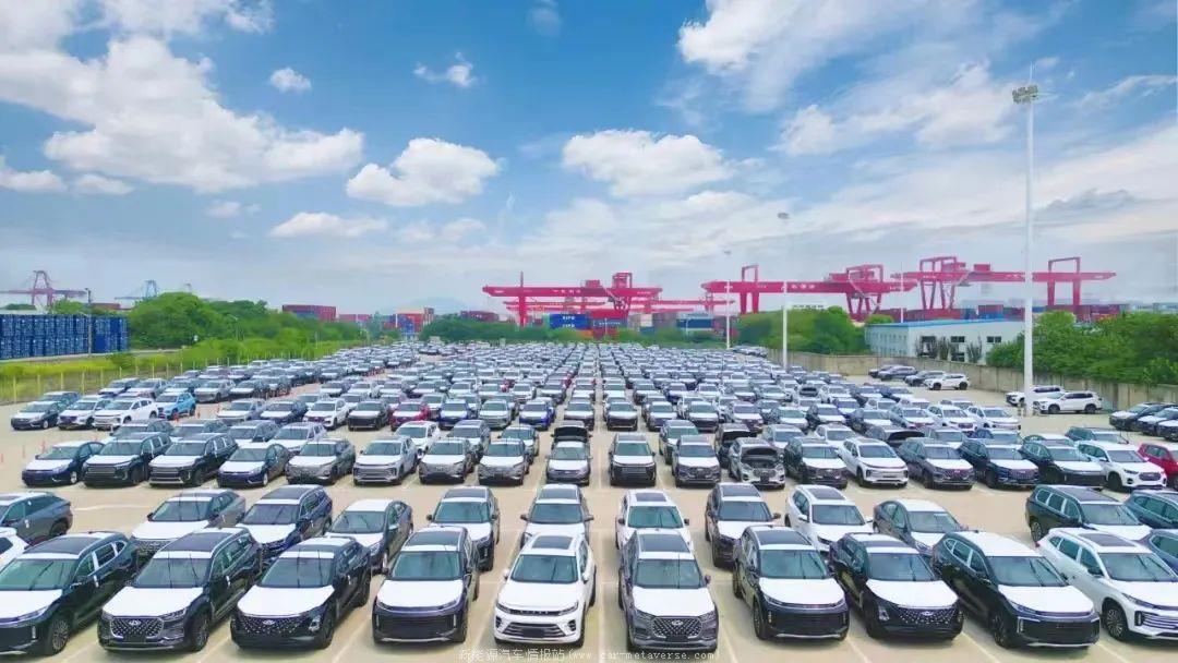 022中国新能源汽车市场分析调研(9月自主品牌销量超50%)'
