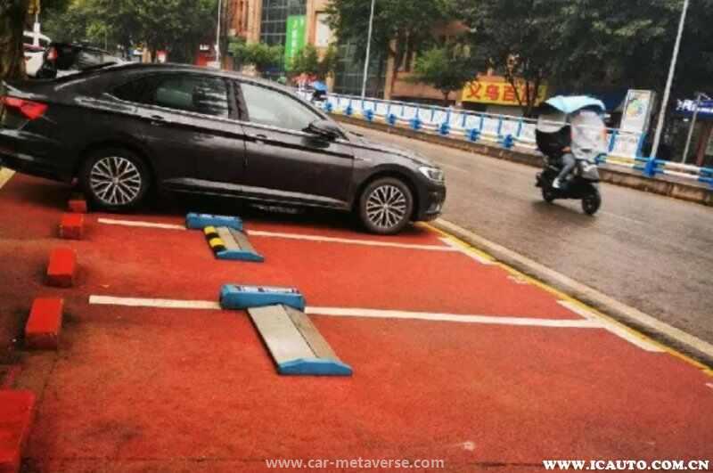 重庆新能源汽车停车要收费了？重庆新能源车停车收费政策2022