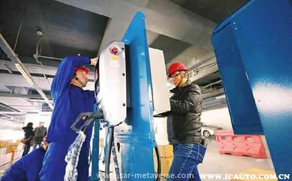 买新能源汽车送充电桩吗？买新能源车充电桩怎么解决