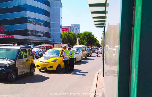 万一3万电动汽车需要驾照？无需驾照的新能源汽车"