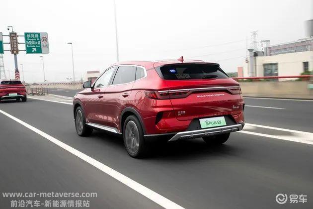 半小时充50%，续航505千米，试驾比亚迪宋PLUS EV