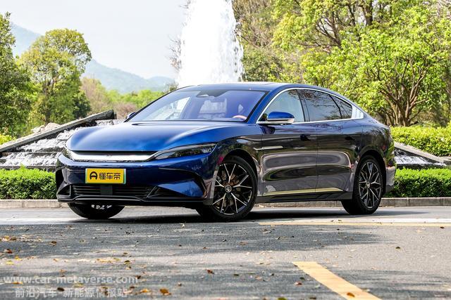 入门续航715km+7.9秒破百，26.98万起，新款汉EV为何能出圈？
