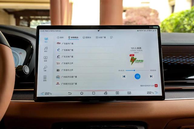 解读汉EV，续航可达715km，3秒级破百，最奢华的是座舱