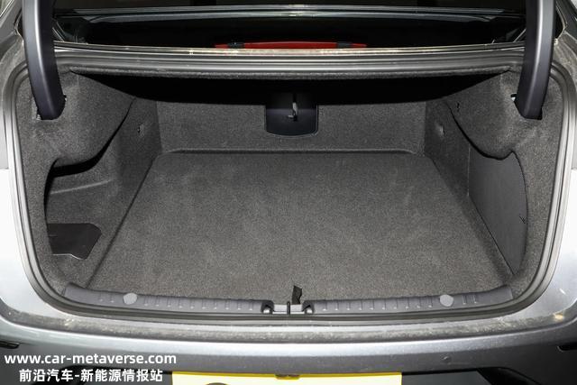 轴距2920mm奢华性能旗舰大轿车，比亚迪汉DM！！
