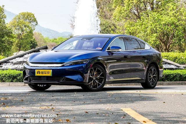 纯电续航600-715km超长续航 汉EV经典版与创世版