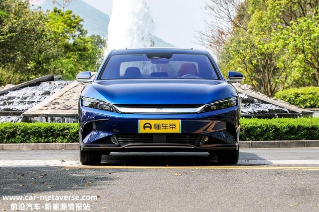 纯电续航600-715km超长续航 汉EV经典版与创世版