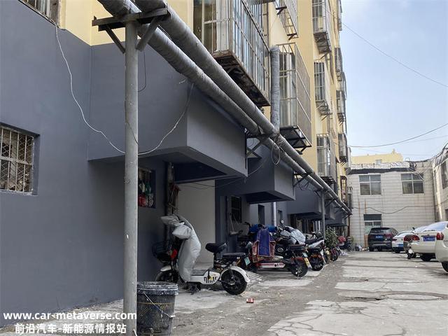 开门写报告 我来献一策丨电动自行车充电成困难？市民提议多增设充电棚、充电桩