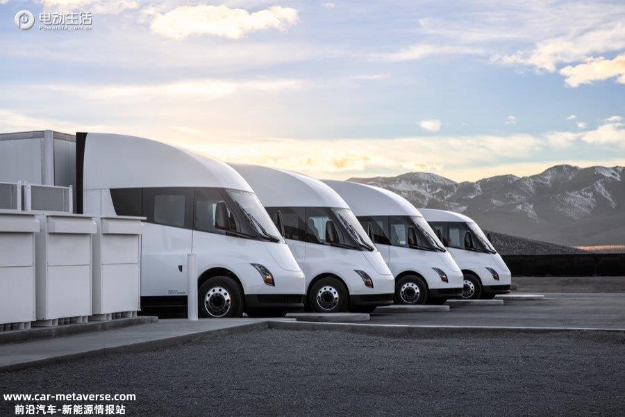 特斯拉Semi电动半挂卡车12.2日交付 满载续航800km
