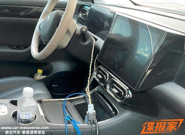 找不同 零跑C11增程版车型内饰谍照曝光