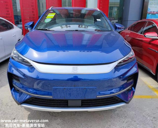 30万中型SUV又一“选择”-比亚迪唐EV，外观风雅，动力输出充分