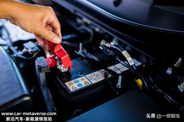 汽车更换电瓶时怎么选？哪些品牌质量好更耐用？修车师傅来告诉你