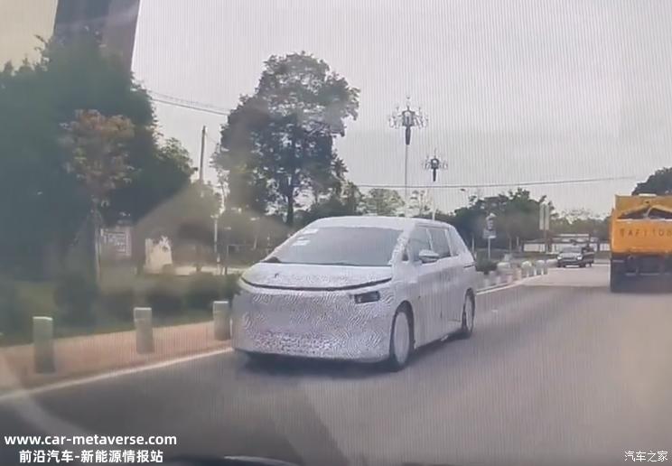 代号H93 小鹏汽车全新MPV路试谍照曝光