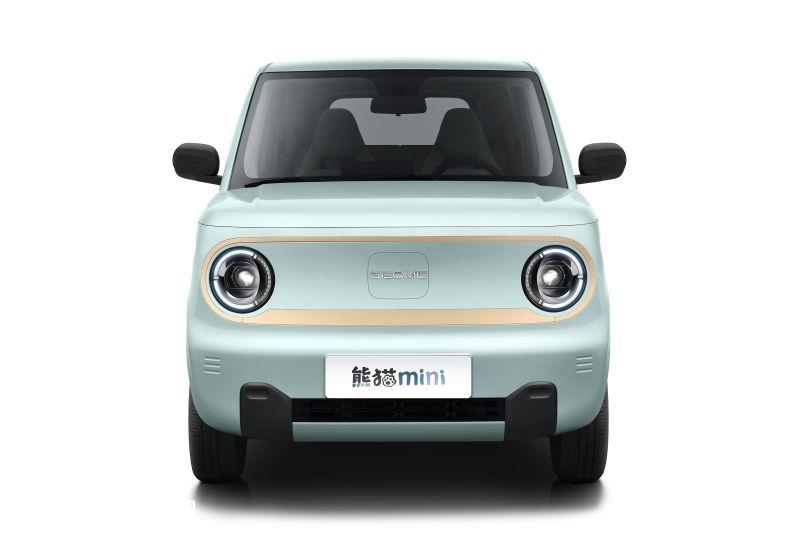 命名“熊猫mini” 吉利四座微型电动车官图发布