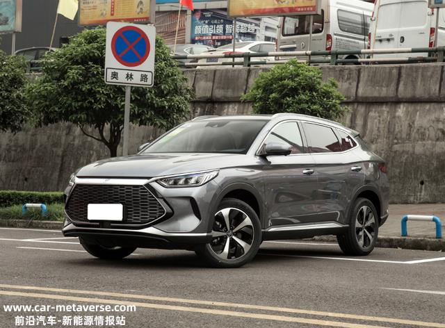 比亚迪宋PLUS DM-i，月销量又跨越5万台，一箱油跑1000多千米