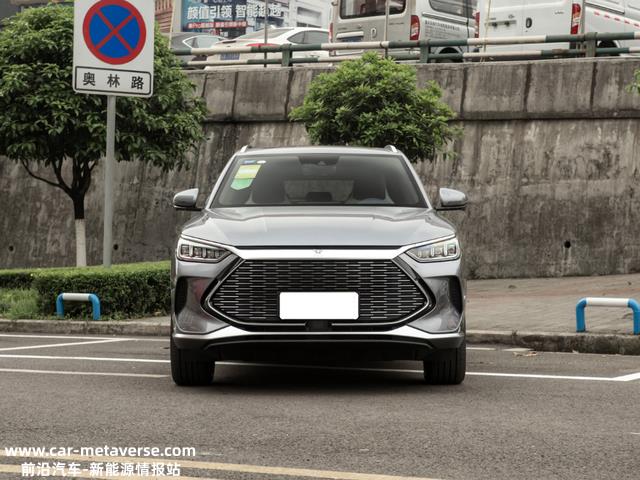 比亚迪宋PLUS DM-i，月销量又跨越5万台，一箱油跑1000多千米