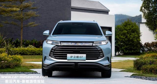 比亚迪全新旗舰SUV上市！超级混动加持起售仅20万，唐：我失宠了?