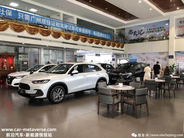 比亚迪汉差400台夺冠，宏光MINIEV危！11月轿车销量点评