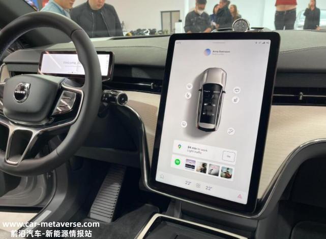 沃尔沃全新纯电动SUV EX90实车启动