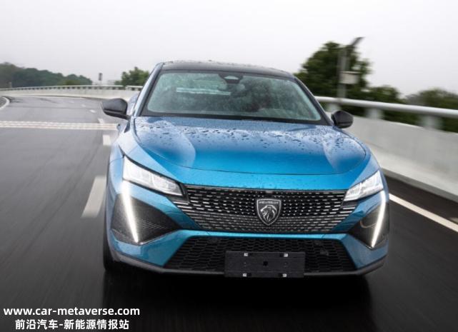 标致408X国内无伪路试谍照曝光 价格超30万元