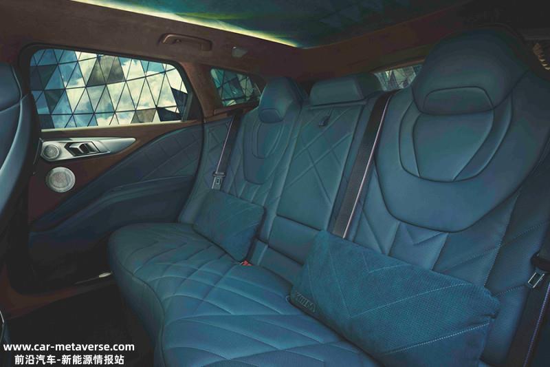 M品牌旗下首款混动电驱系统车型 BMW XM售230万