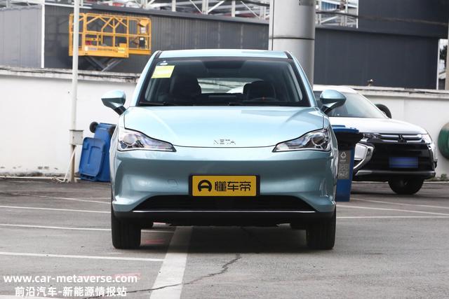 手握预算10万+ 比亚迪元Pro、哪吒V和几何E，该怎么选？