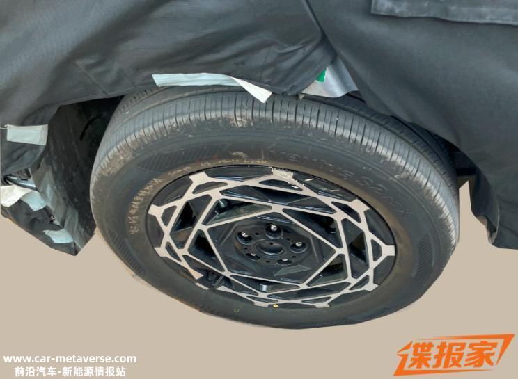 代号OE 疑似现代全新电动车测试谍照