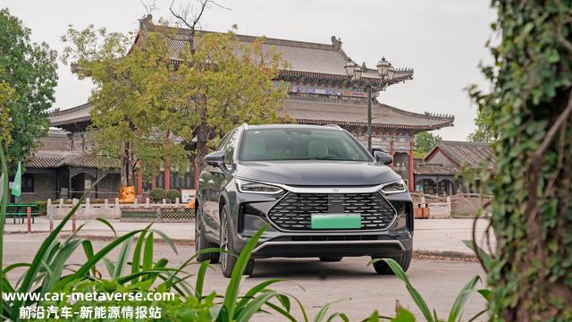 10月卖出超1万7辆车，为啥它能卖爆单？试驾比亚迪唐DM-p