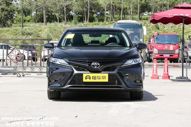 20万左右的购车预算？导购解析：比亚迪汉 VS 丰田凯美瑞