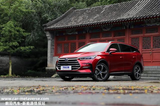 轴距2820mm+7座+百千米油耗6L，这台比亚迪唐DM-i一车难求