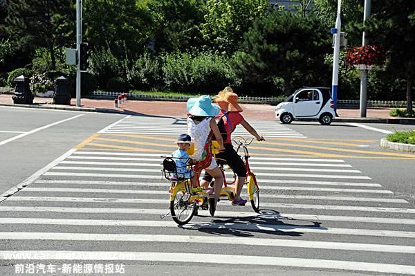 司机，非灵活车，行人，这就是你们彼此眼中的13种看不下去