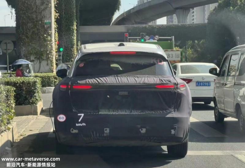 将基于NT2平台打造 疑似全新蔚来ES6路试谍照曝光