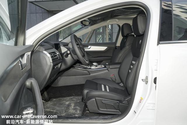 比亚迪秦Pro EV：续航520千米，最大马力184匹