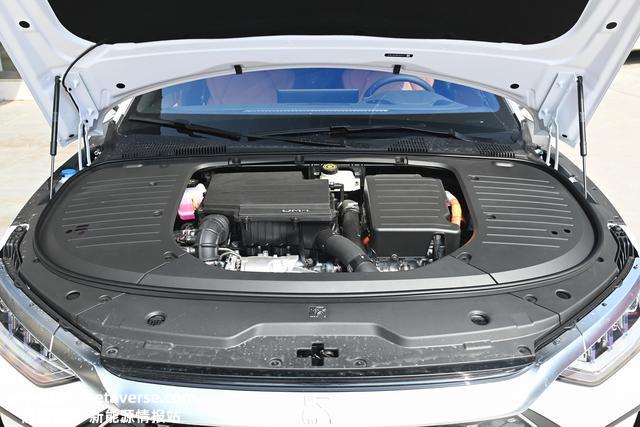 油耗低至4.2L，7.9秒破百，比亚迪汉DM-i能否成为家用首选？