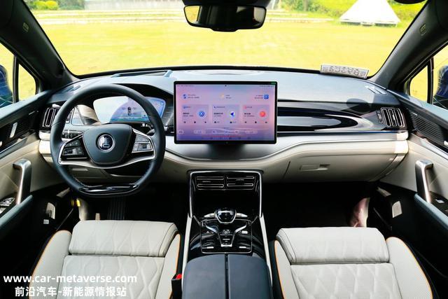预算20万买家用SUV，传祺GS8和比亚迪唐DM-i怎么选？