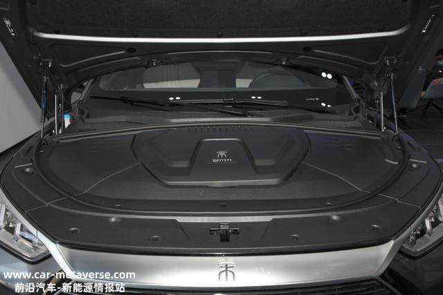 登峰！2022年售出186万辆车，解读比亚迪拳头产物宋PLUS DM-i！