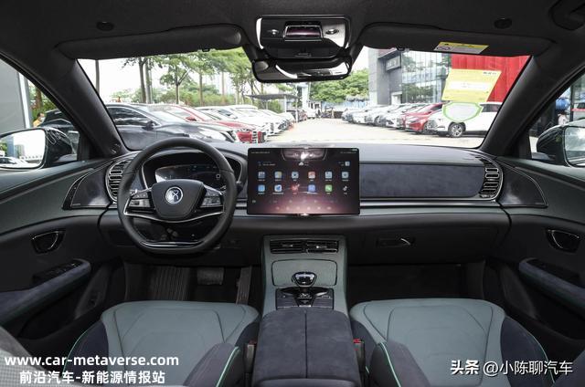 比亚迪汉EV：DiLink智能网联系统好用、家用性比Model 3强