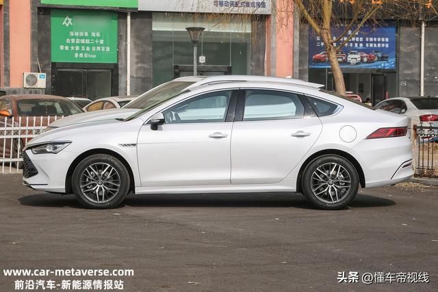 新车 | 换装悬浮式液晶仪表，2023款比亚迪秦PLUS DM-i到店