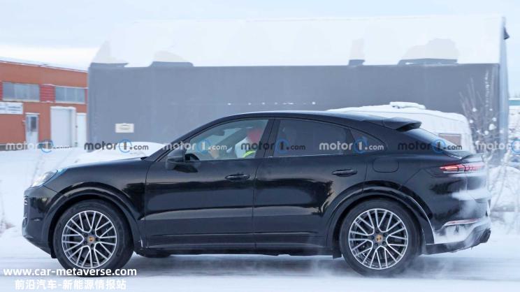 曝Cayenne Turbo S E-Hybrid Coupe谍照