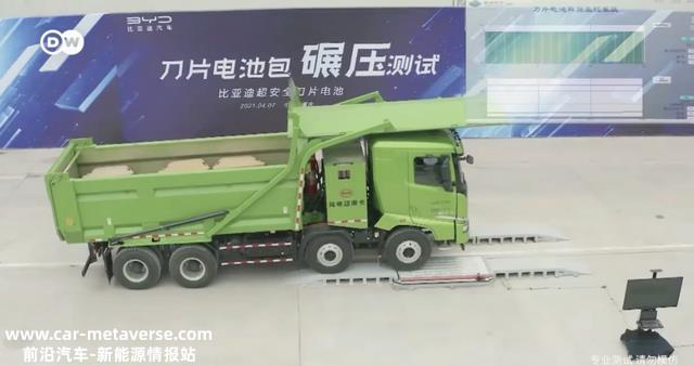 比亚迪元plus德国卖到了38万，还被老外夸赞，弯道超车酿成现实！