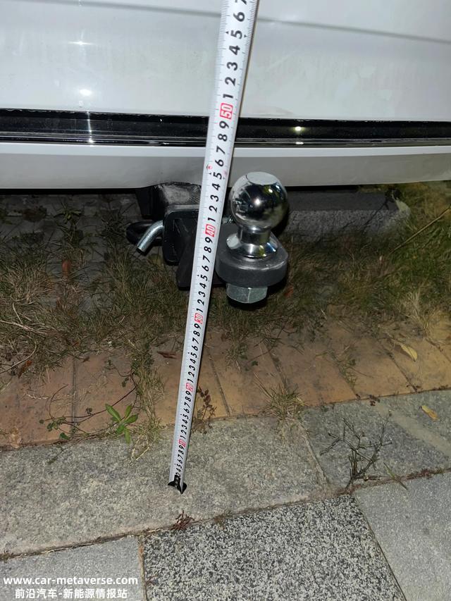 比亚迪宋MAX DMI安装拖车钩