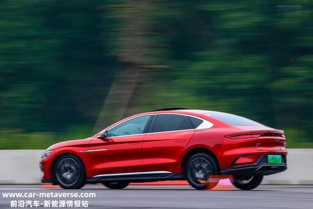 封车试｜30万的价格如何实现百万元的“驾值”？实测汉EV创世版
