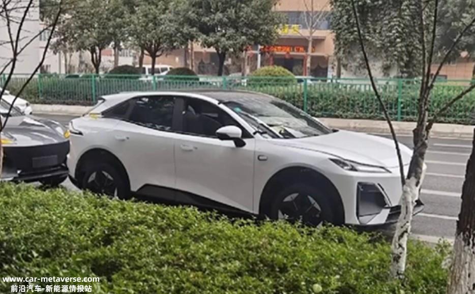 将推出增程/纯电车型 长安深蓝S7实车曝光