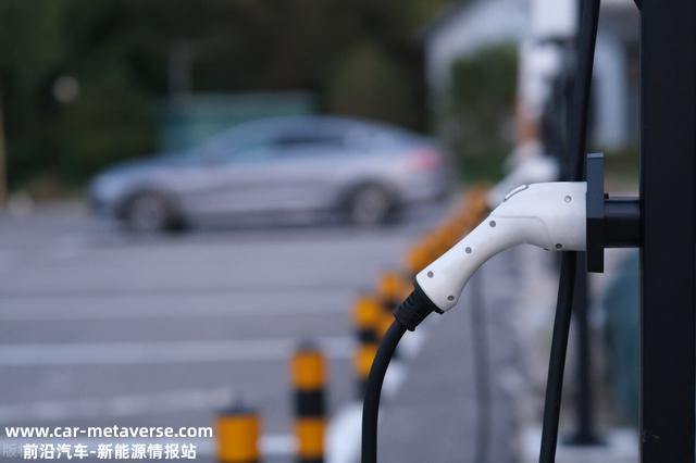 新能源汽车充电桩：千亿市场空间广漠，产业链龙头全梳理