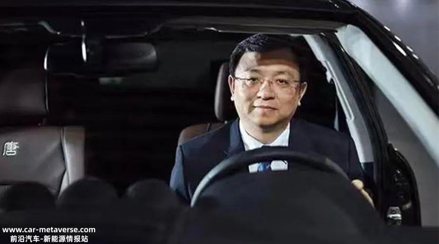 「围攻」特斯拉，2023年新能源汽车市场怎么打？
