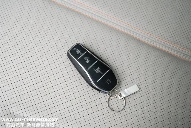 不到10万！比亚迪秦PLUS DM-i冠军版上市，想完全卷死对手？