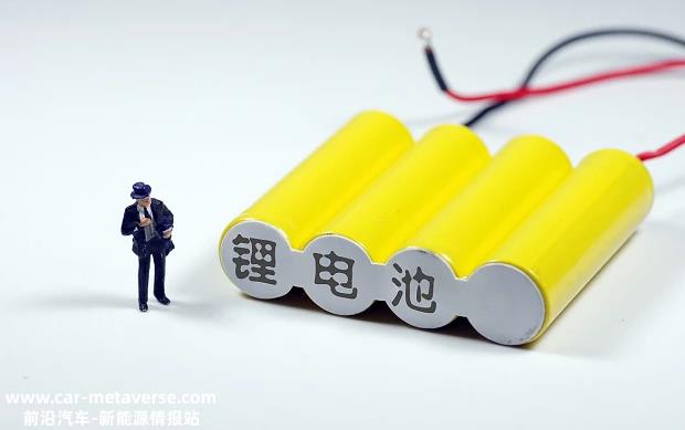 锂电池轻便高效，为啥电动车很少用，而是用铅酸电池？原因告诉你